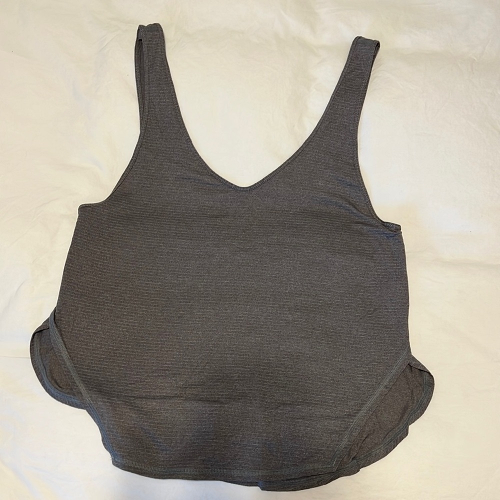 Lululemon top